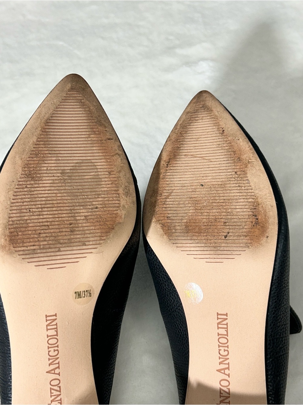 Enzo Angiolini Black Pointed Leather Backless Mules Gold Details Size 7 - Picture 14 of 14
